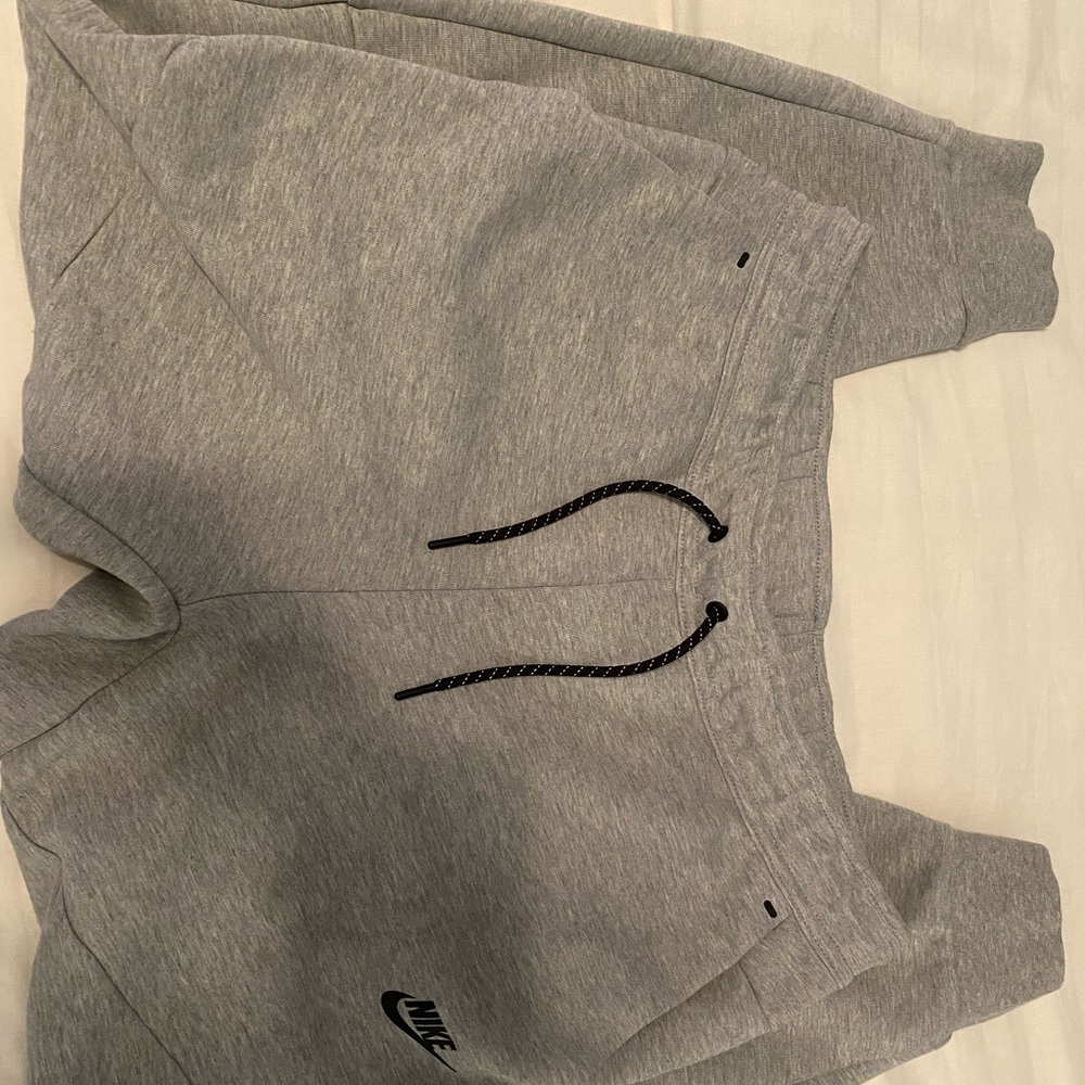 Mens Nike joggers size L